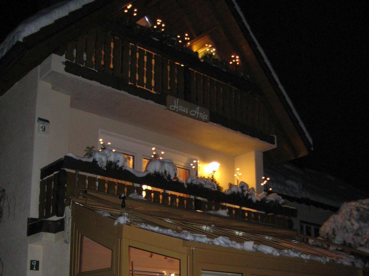 Haus Anja Apartment Titisee-Neustadt Exterior photo